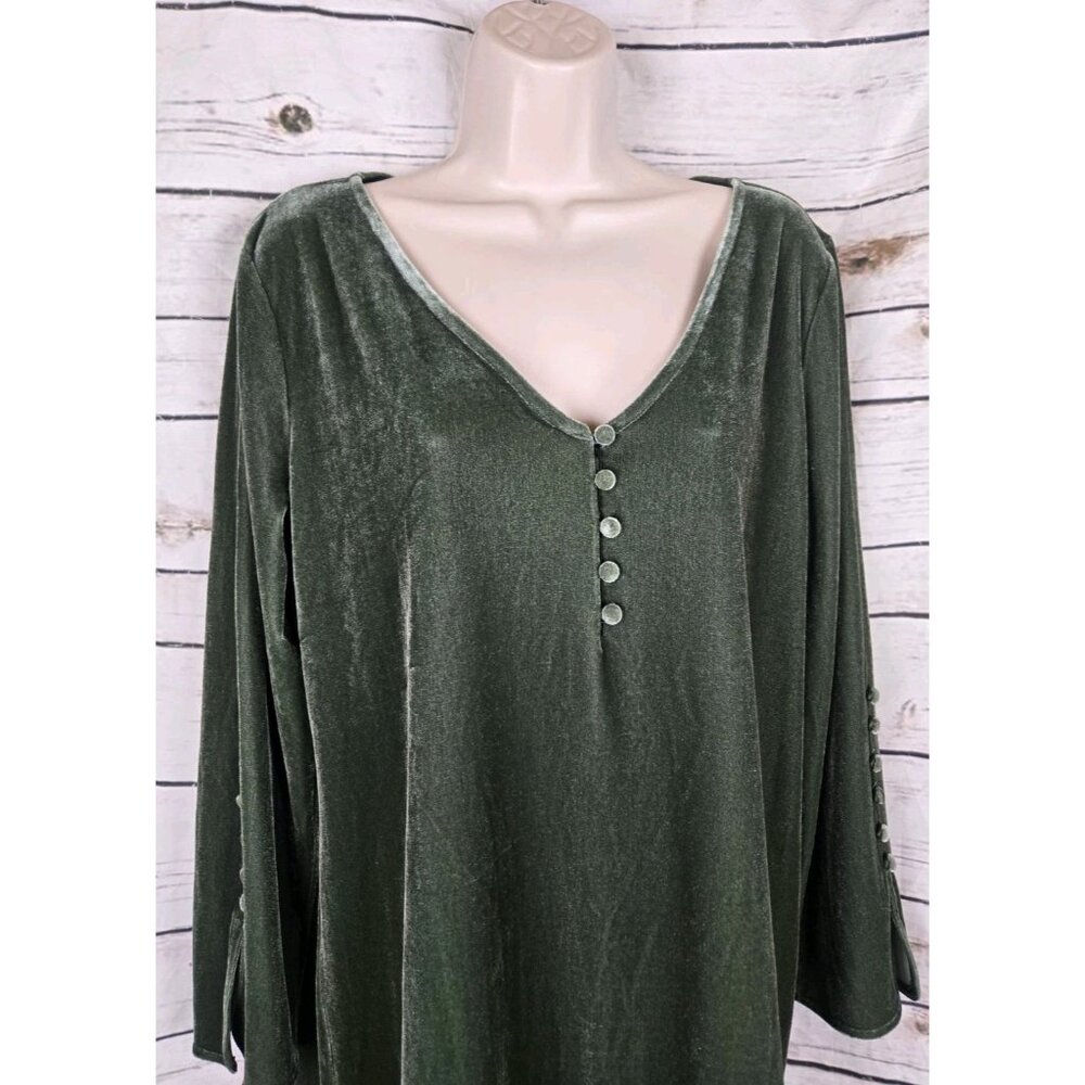 SOLD>>>> Top - Picture 2 of 6